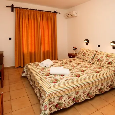 Hotel Sylvia 3*