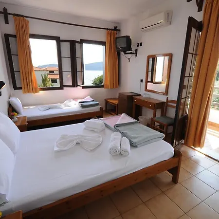 Sylvia Hotel Kinira