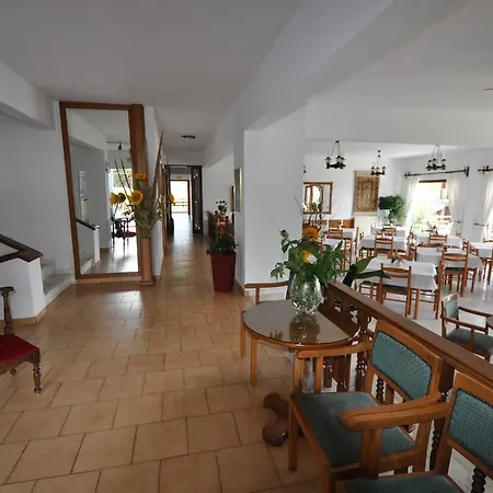 Hotel Sylvia Kinira